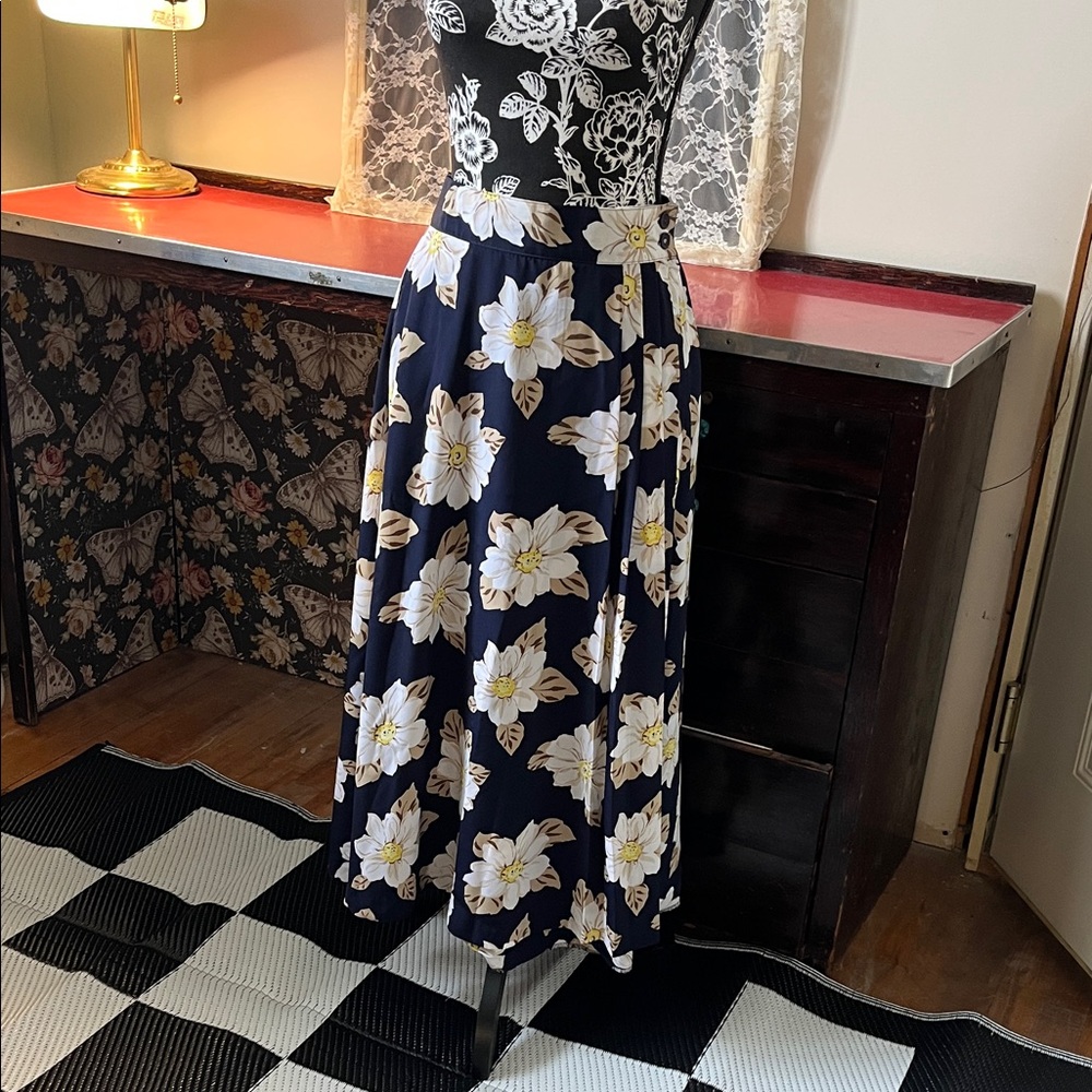 Floral Navy Skirt